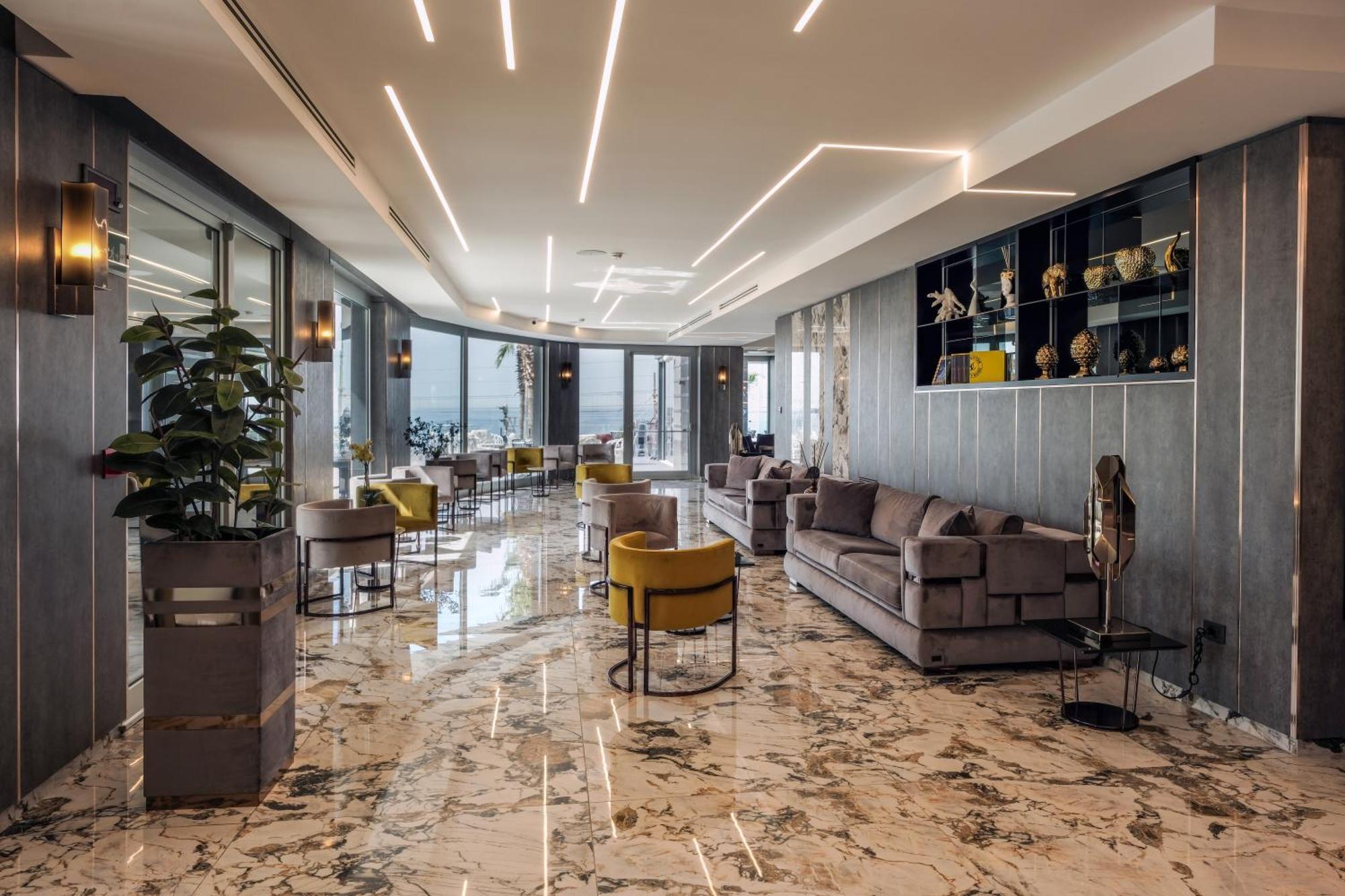 Hotel & Tre Fontane Luxury Portici