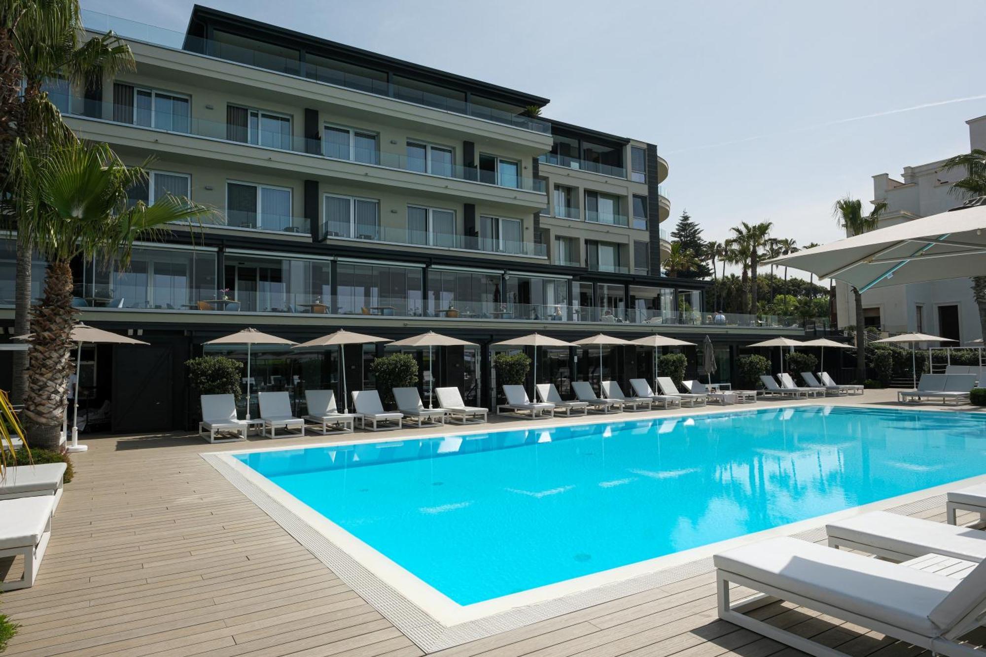 Hotel & Tre Fontane Luxury 4*