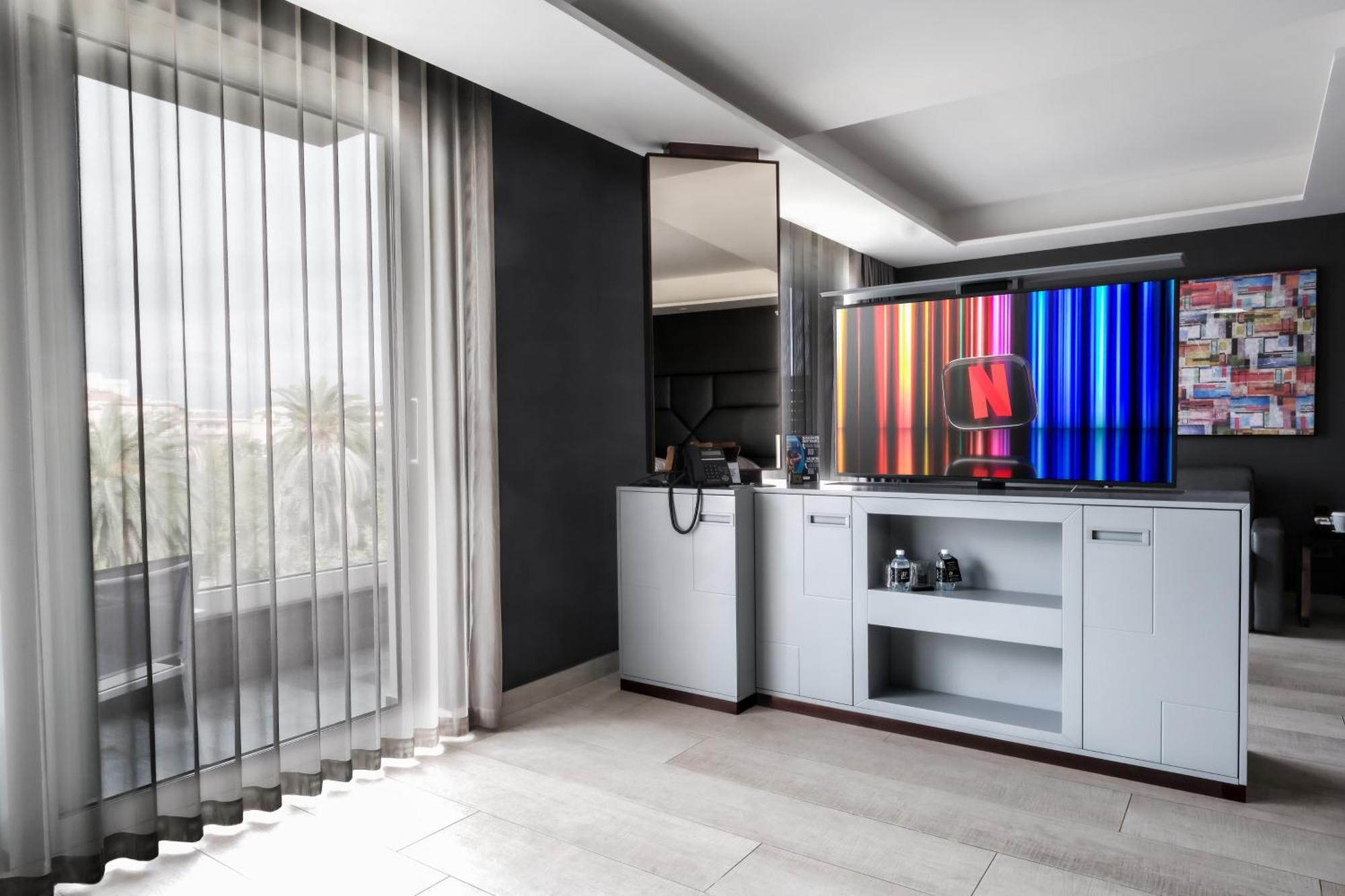 & Tre Fontane Luxury Portici