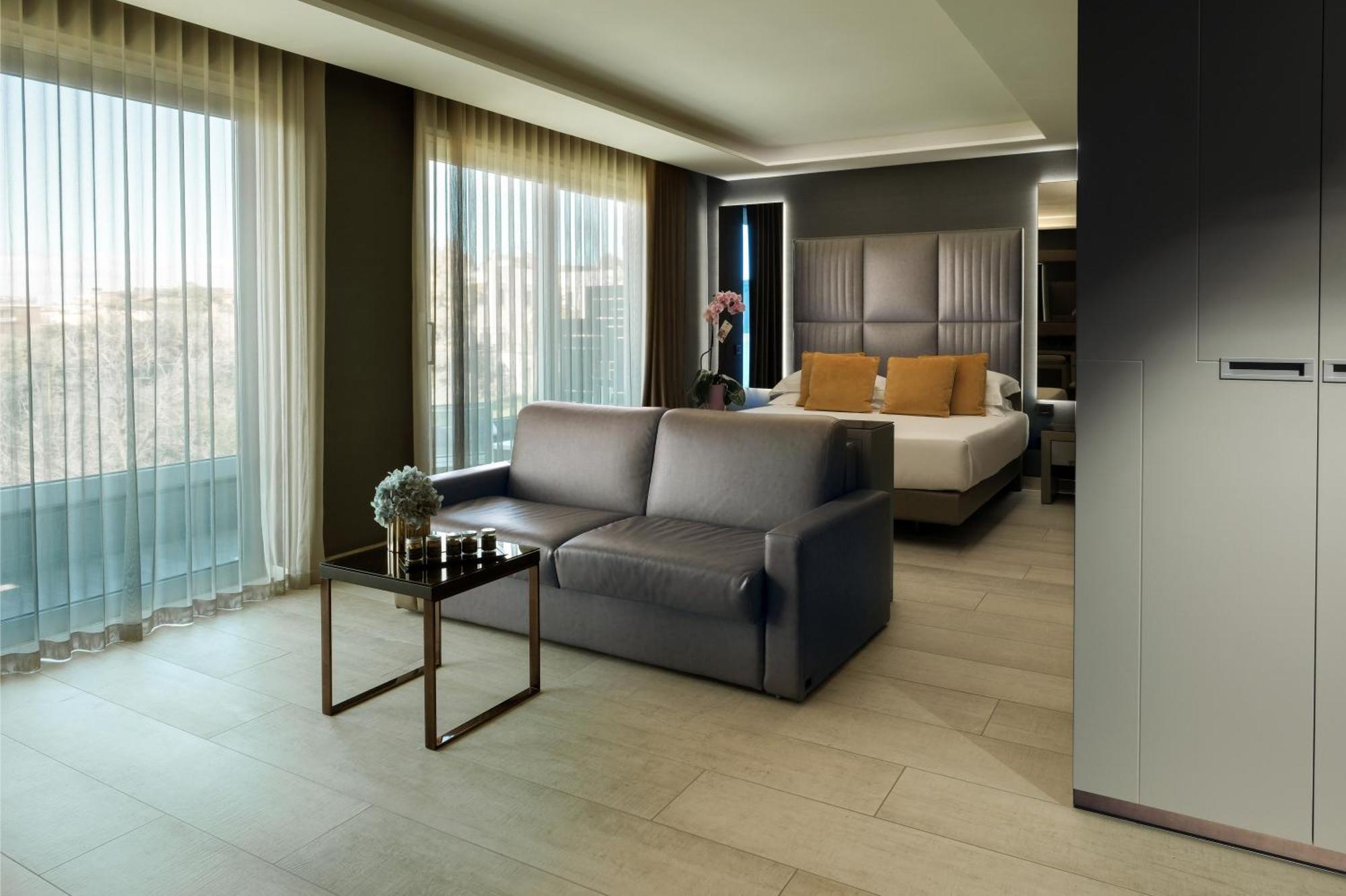 Hotel & Tre Fontane Luxury 4*
