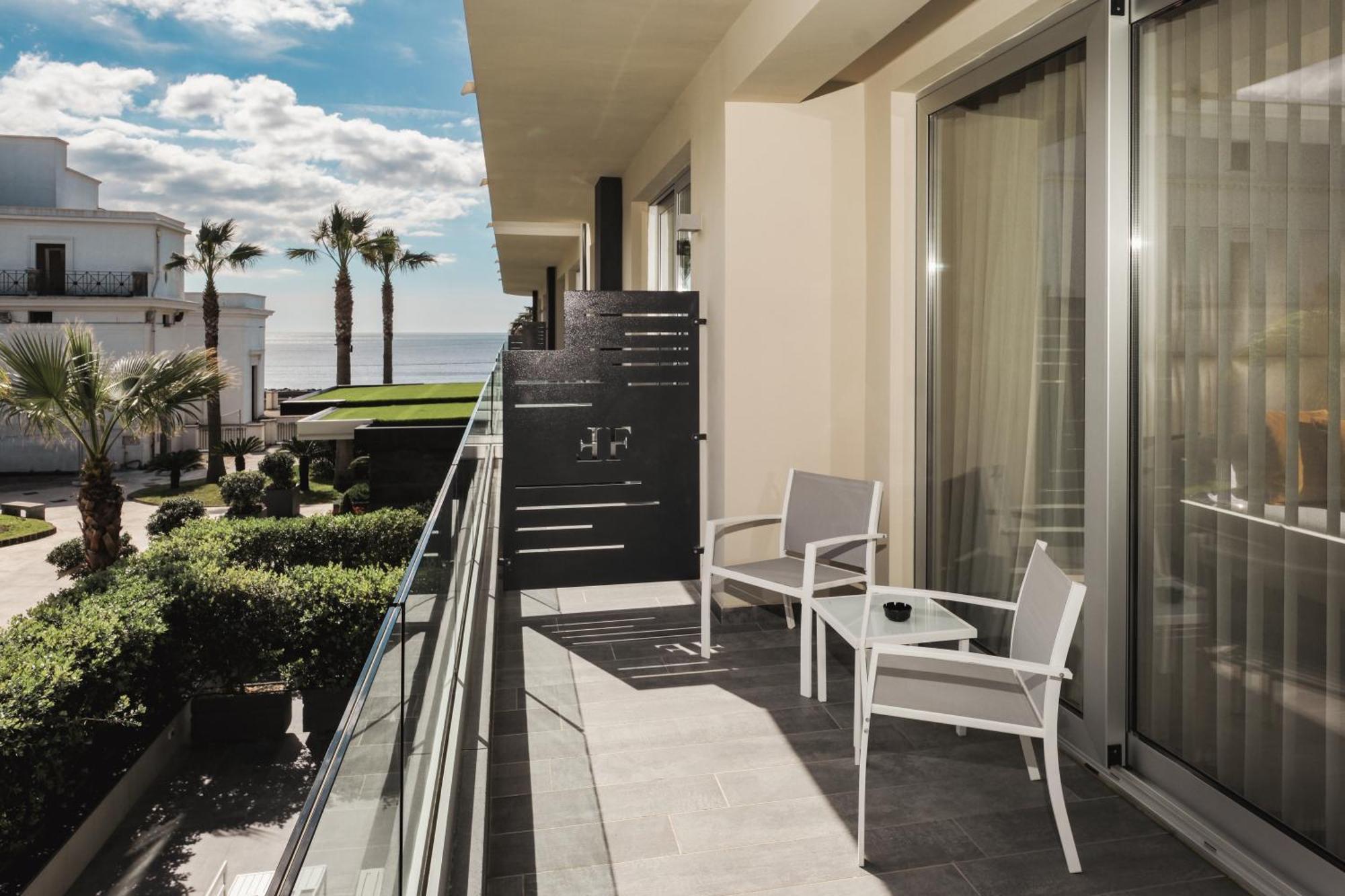 & Tre Fontane Luxury 4*