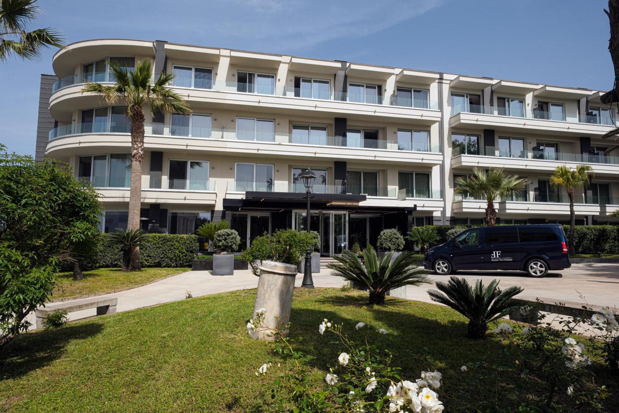 Hotel & Tre Fontane Luxury 4*