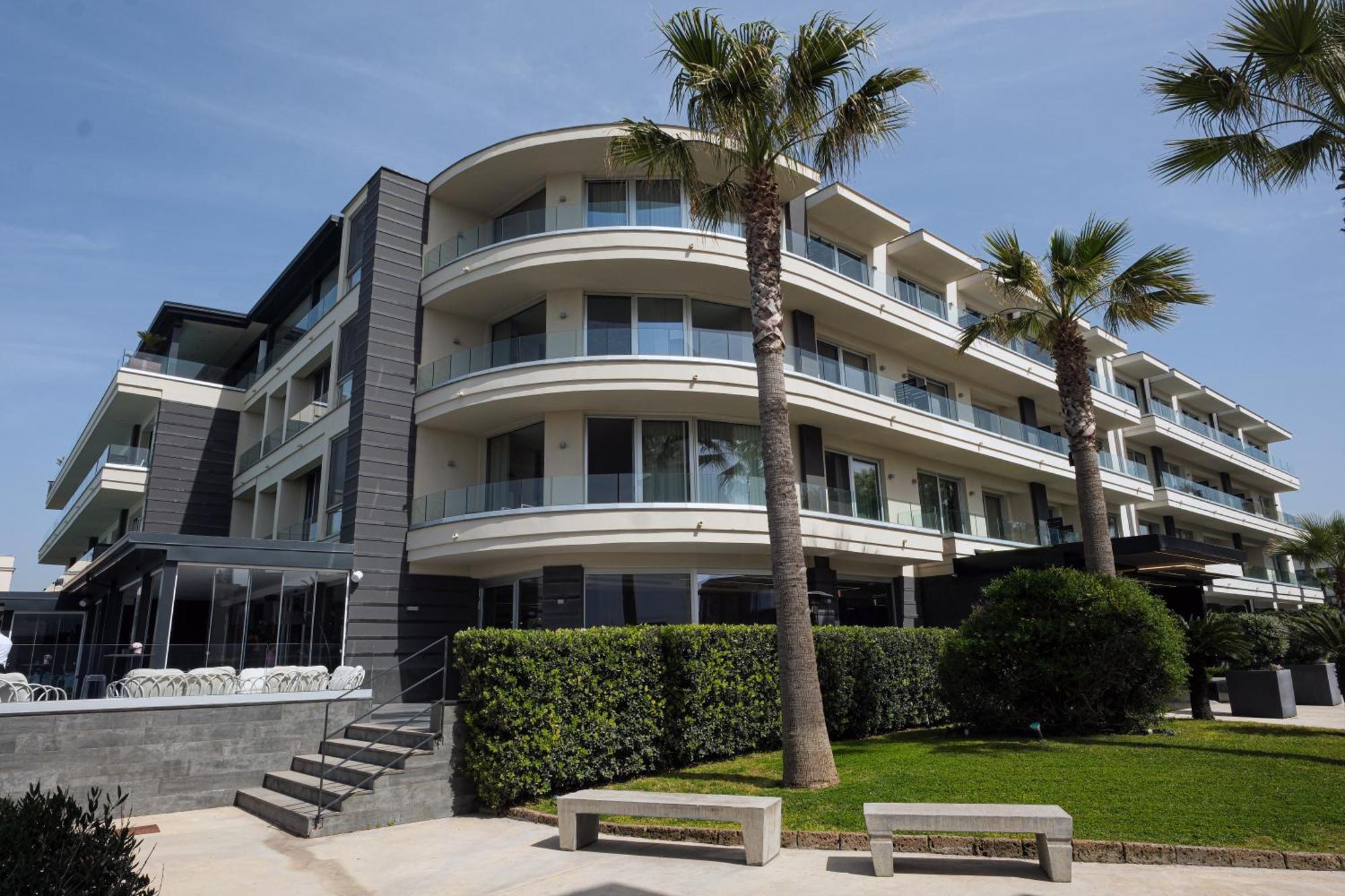 Hotel & Tre Fontane Luxury 4*