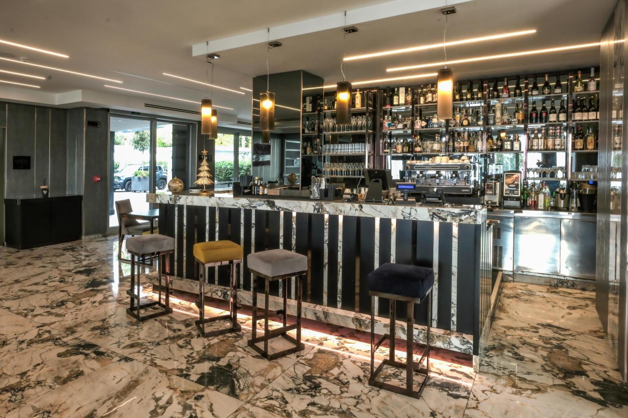 & Tre Fontane Luxury 4*